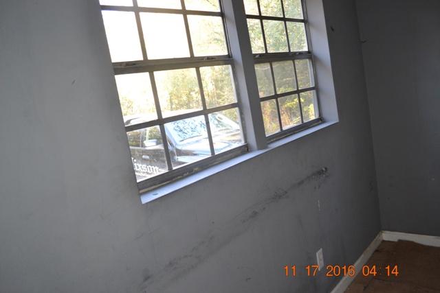922 Old Lower Mill Road Hixson, TN 37343 - Photo 54 of 76 LRfrontWindows