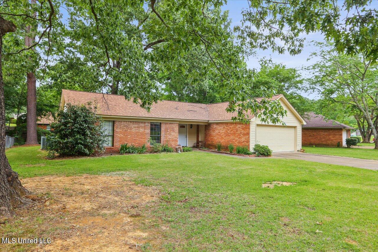 27 Ripple Drive Brandon, MS 39042 - Photo 3 of 24 03-27 Ripple Dr