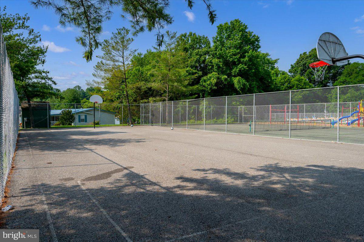 302 Berts Drive Lothian, MD 20711 - Photo 36 of 38