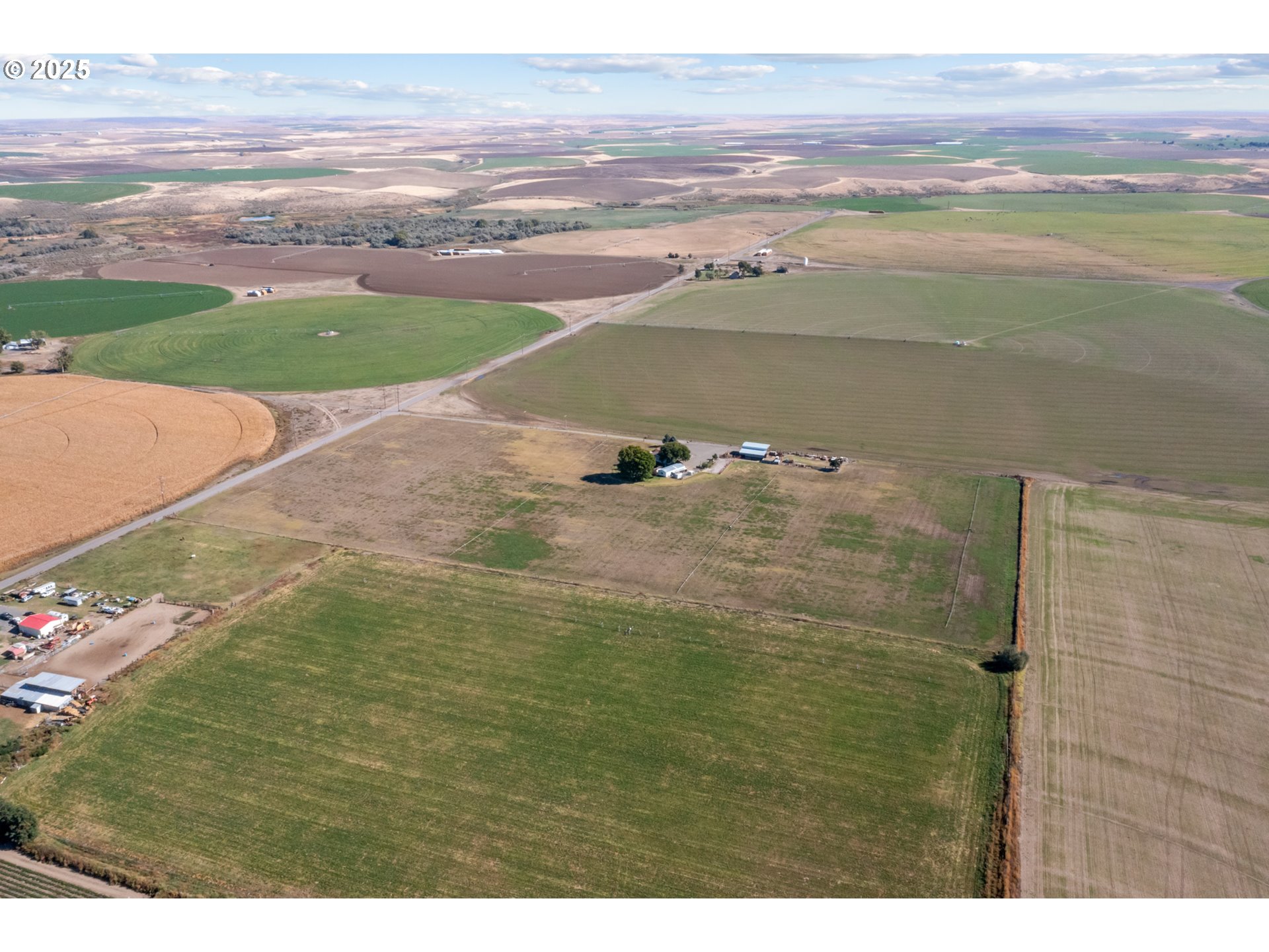 34656 County 1172 Road Stanfield, OR 97875 - Photo 40 of 47 a view of an ocean and beach