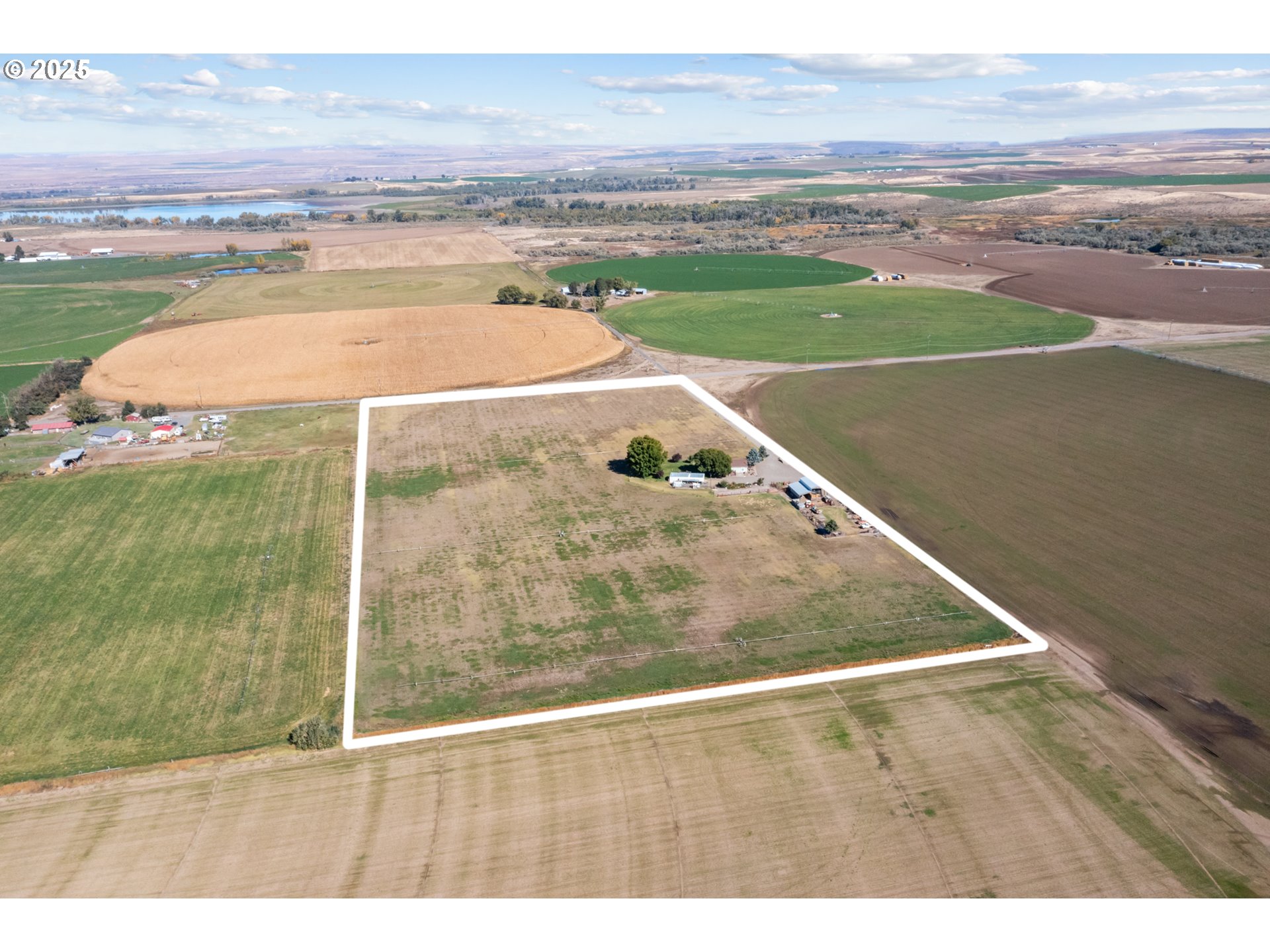34656 County 1172 Road Stanfield, OR 97875 - Photo 45 of 47 a view of a tennis court