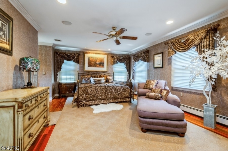 200 Raritan Lane Whitehouse Station, NJ 08889 - Photo 23 of 36