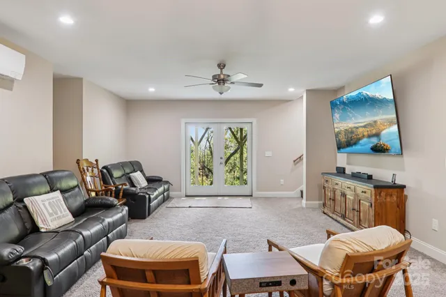 $859,000 | 1367 Old Mill Road, Hendersonville, NC 28792