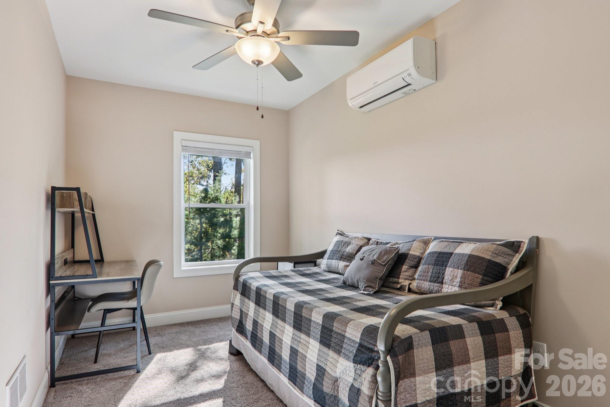 1367 Old Mill Road Hendersonville, NC 28792 - Photo 25 of 35