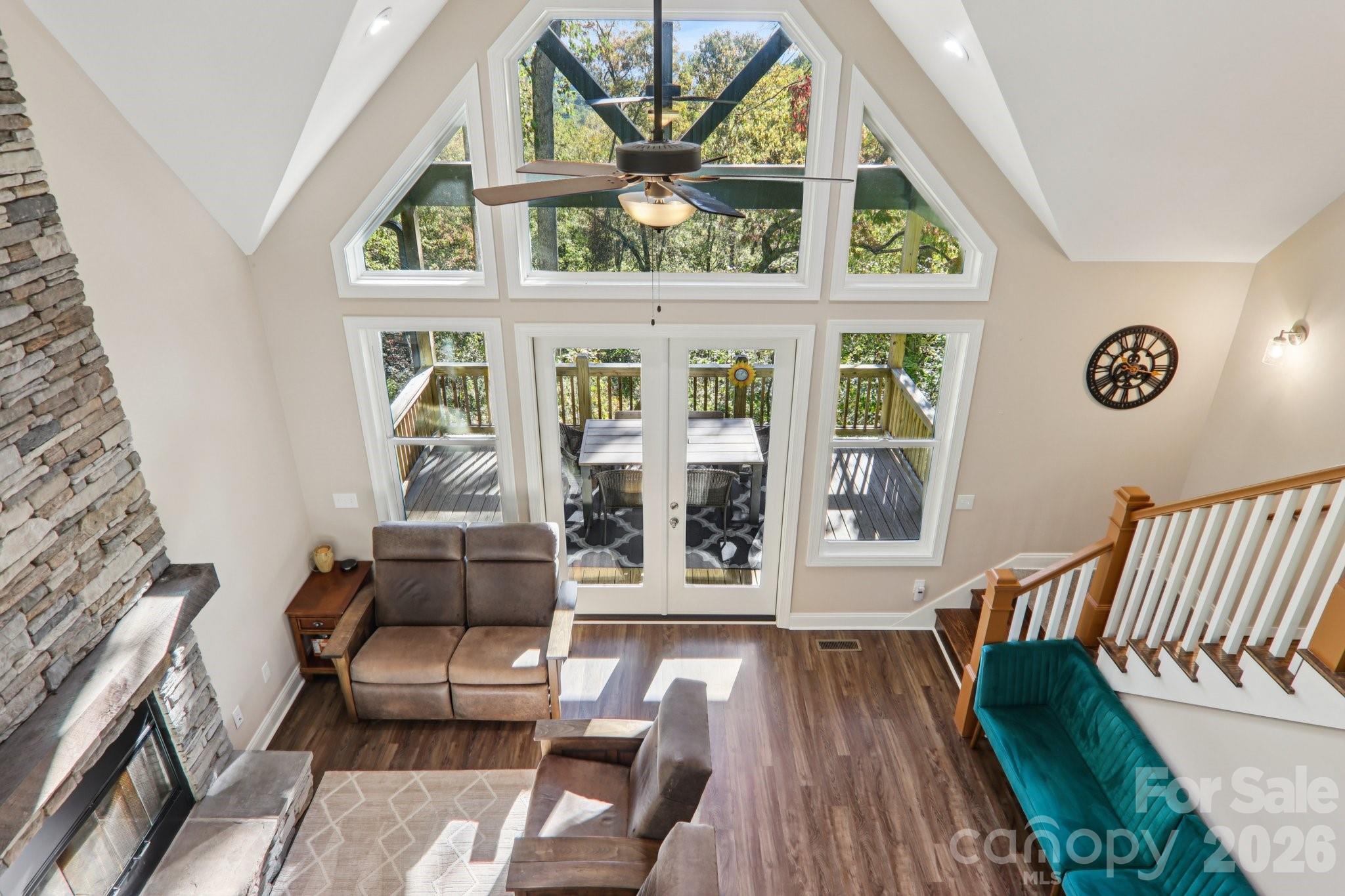 1367 Old Mill Road Hendersonville, NC 28792 - Photo 4 of 35