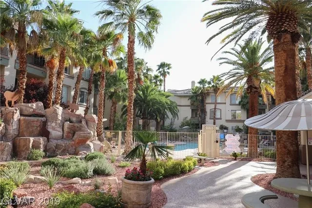 $1,460 | 7143 South Durango Drive, Unit 210, Las Vegas, NV 89113