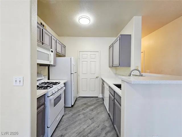 $1,460 | 7143 South Durango Drive, Unit 210, Las Vegas, NV 89113