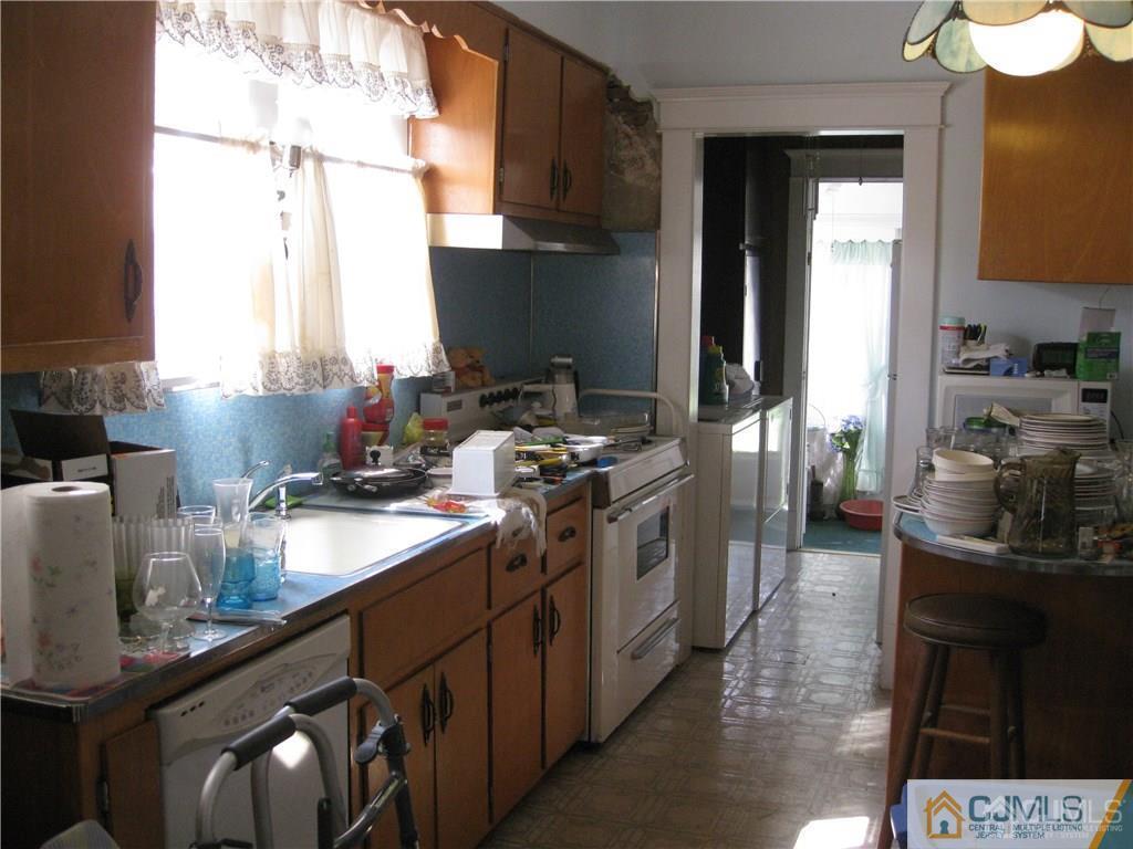 36 Milltown Road East Brunswick, NJ 08816 - Photo 5 of 13 Gallery Image 5