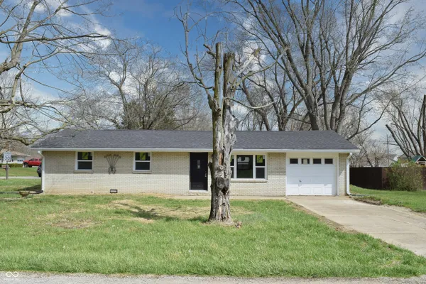 $249,900 | 5961 North 200 West, Columbus, IN 47201