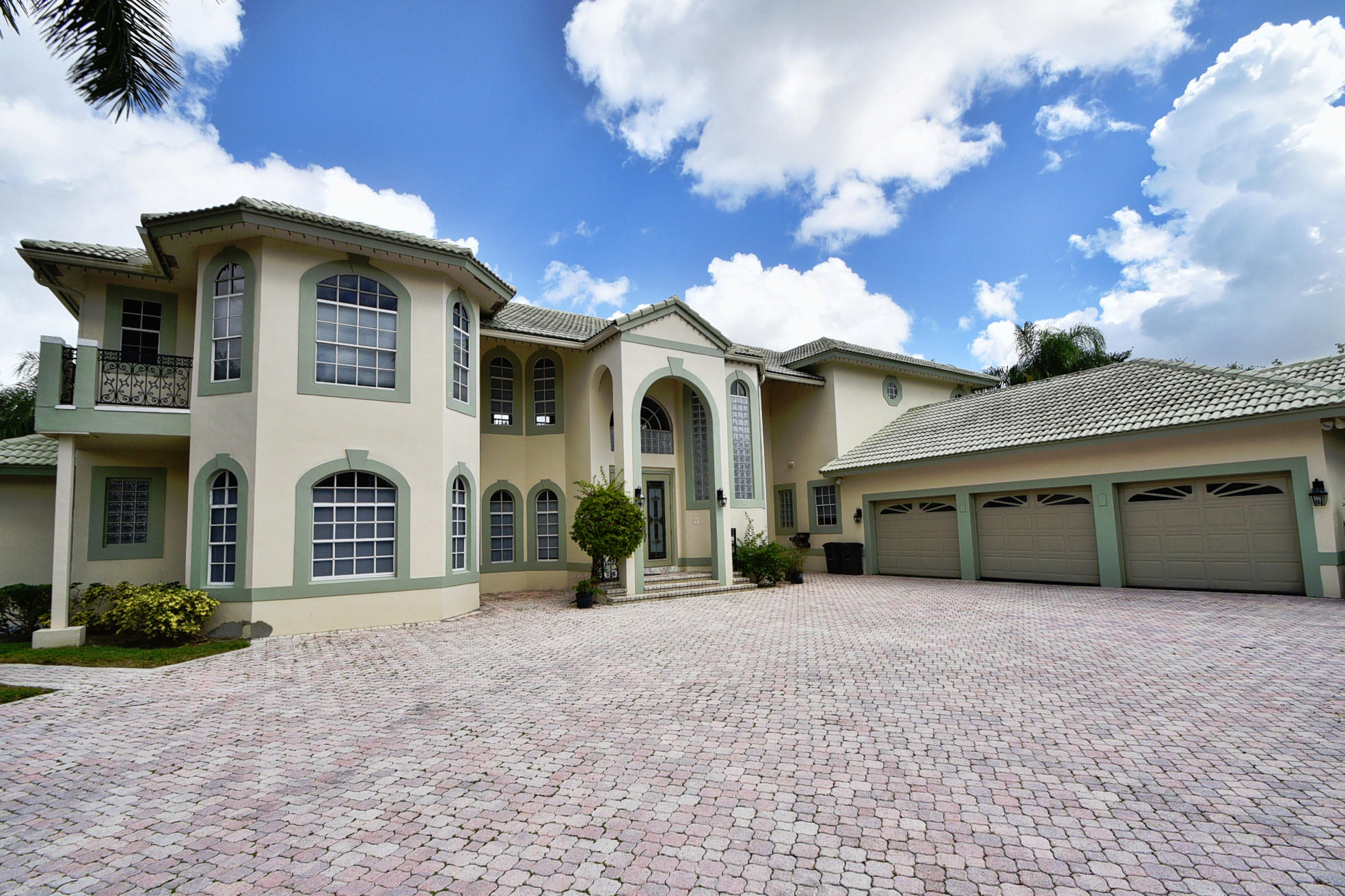 16082 Rio Del Sol Delray Beach, FL 33446 - Photo 2 of 57 DSC_5868
