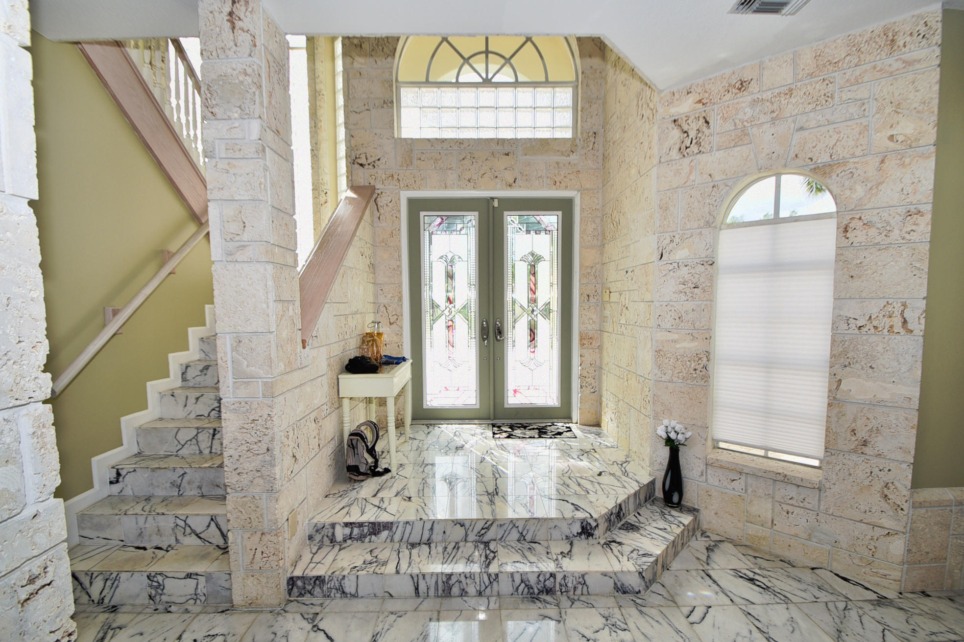 16082 Rio Del Sol Delray Beach, FL 33446 - Photo 4 of 57 DSC_5918