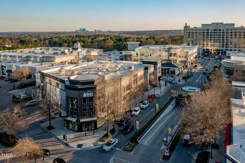 a picture of city view