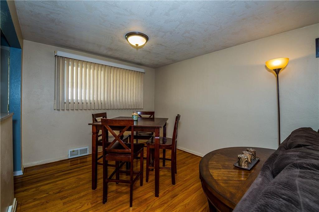 104 Ewing Road McKees Rocks, PA 15136 - Photo 5 of 22