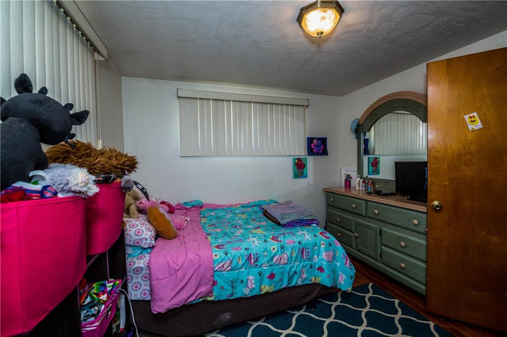 104 Ewing Road McKees Rocks, PA 15136 - Photo 10 of 22