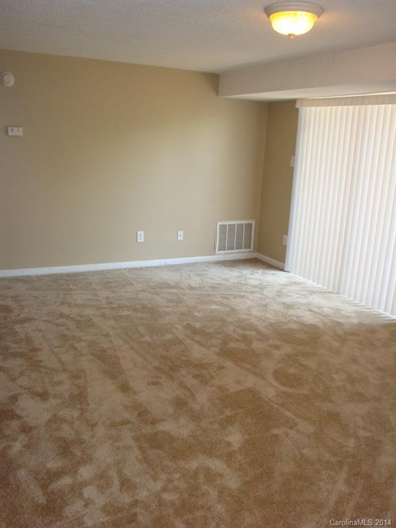 9401 Old Concord Road, Unit D Charlotte, NC 28213 - Photo 4 of 12