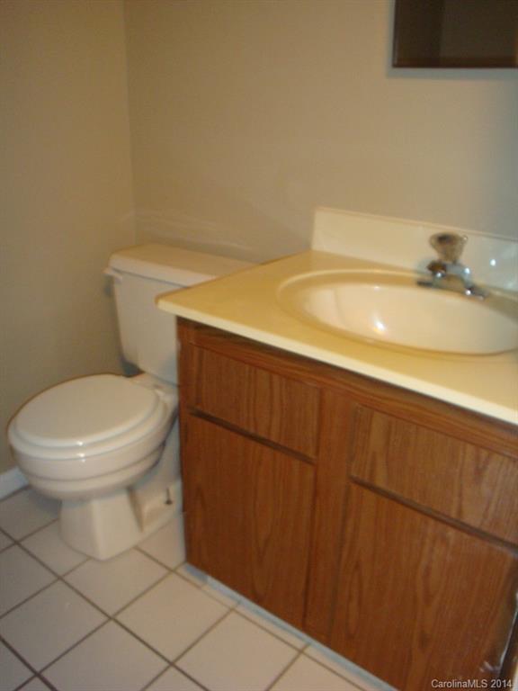 9401 Old Concord Road, Unit D Charlotte, NC 28213 - Photo 10 of 12
