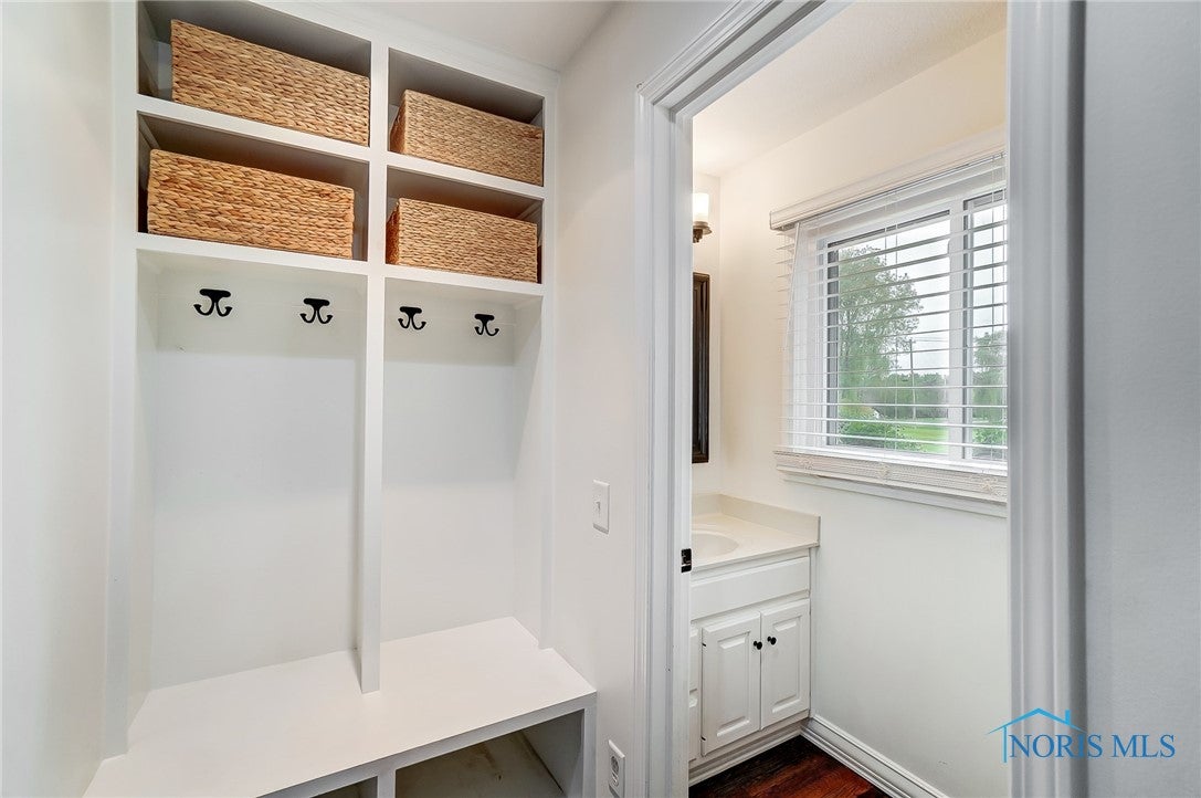 2360 Gradwohl Road Toledo, OH 43617 - Photo 23 of 46 Gallery Image 23