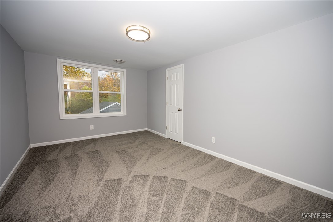 5683 Dover Road Hamburg, NY 14085 - Photo 14 of 50