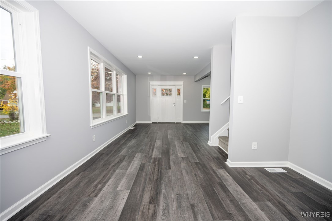 5683 Dover Road Hamburg, NY 14085 - Photo 7 of 50