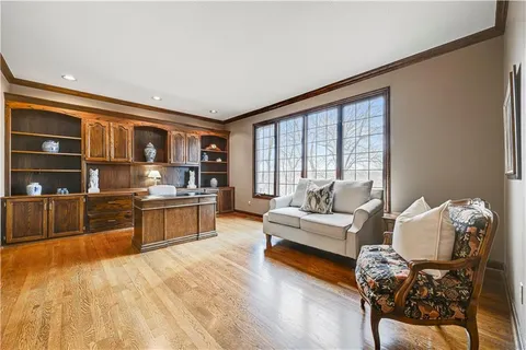 $2,000,000 | 60 Dundee Court, Loch Lloyd, MO 64012