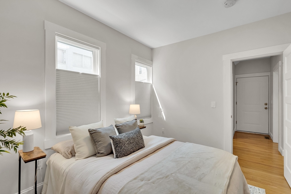 26 Hardwick Street, Unit 1 Cambridge, MA 02141 - Photo 14 of 29