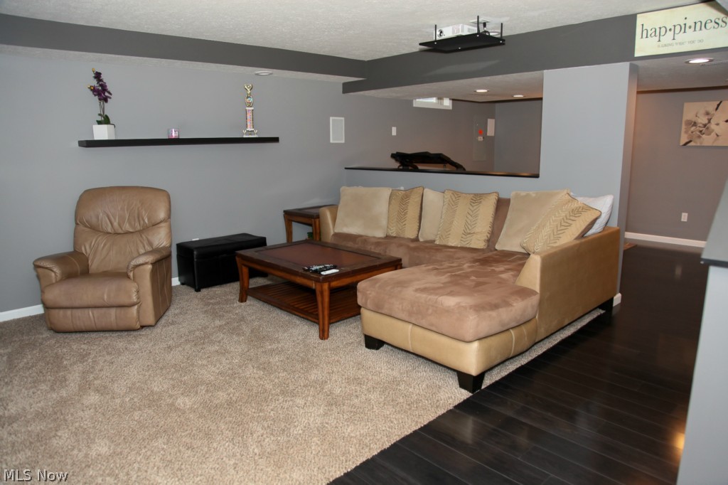 2477 Hazelnut Road Ravenna, OH 44266 - Photo 19 of 25 Gallery Image 19