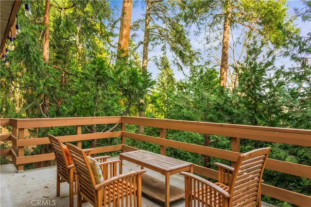 $410,000 | 579 East Victoria Court, Lake Arrowhead, CA 92352