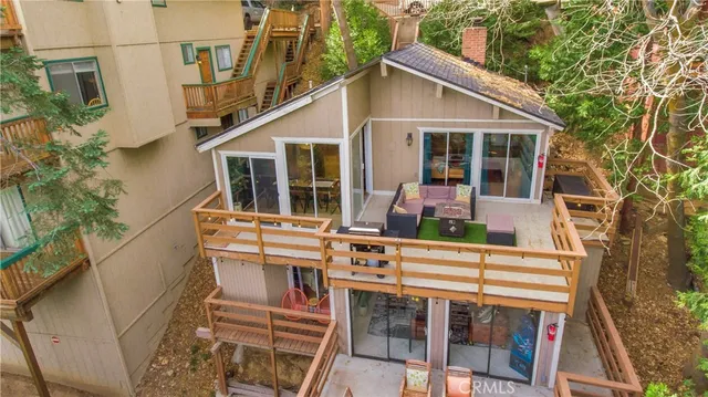 $410,000 | 579 East Victoria Court, Lake Arrowhead, CA 92352