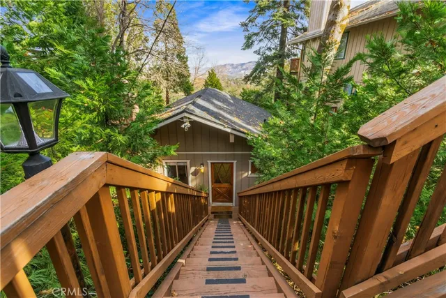 $410,000 | 579 East Victoria Court, Lake Arrowhead, CA 92352