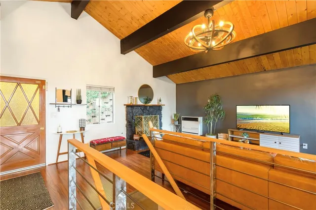 $410,000 | 579 East Victoria Court, Lake Arrowhead, CA 92352