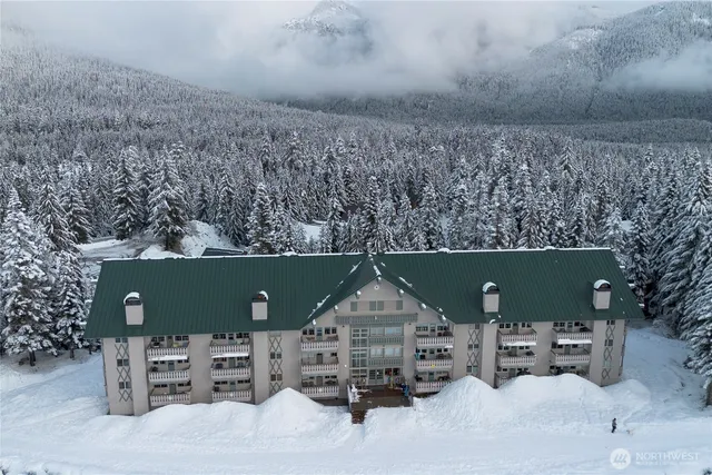 $495,000 | 220 Tanner Way, Unit 206, Snoqualmie Pass, WA 98068