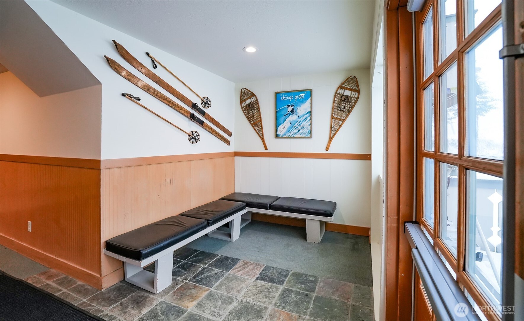 220 Tanner Way, Unit 206 Snoqualmie Pass, WA 98068 - Photo 25 of 37 a view of an entryway