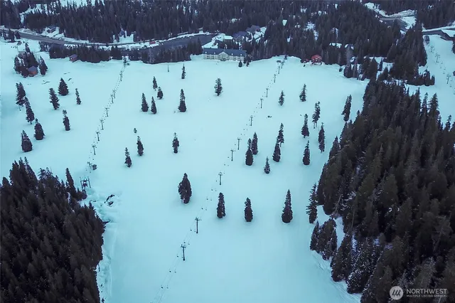 $495,000 | 220 Tanner Way, Unit 206, Snoqualmie Pass, WA 98068