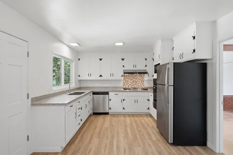 $1,990,000 | 1720 Terrace Drive, Belmont, CA 94002