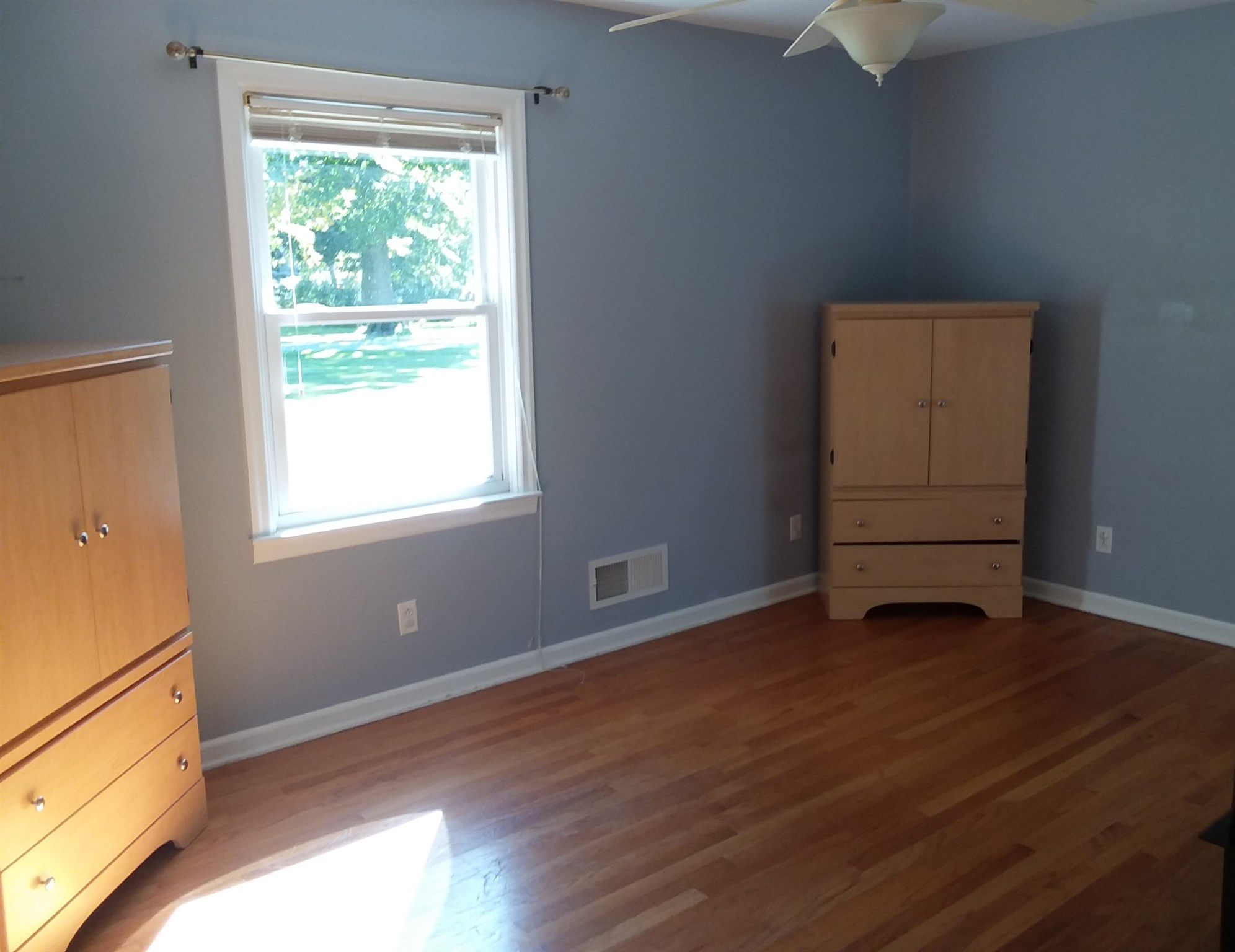 907 North Hawthorne Road Marion, IN 46952 - Photo 14 of 28 Gallery Image 14