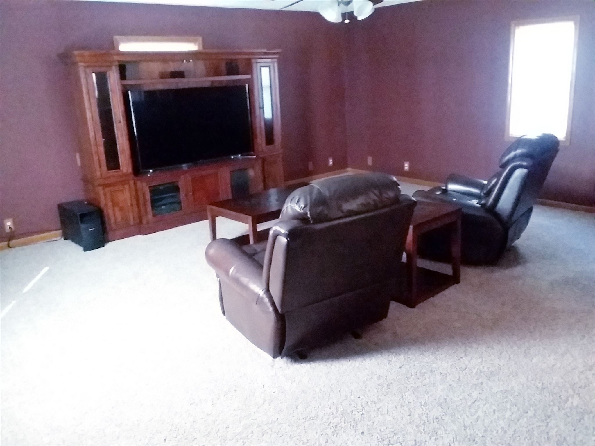 907 North Hawthorne Road Marion, IN 46952 - Photo 9 of 28 Gallery Image 9