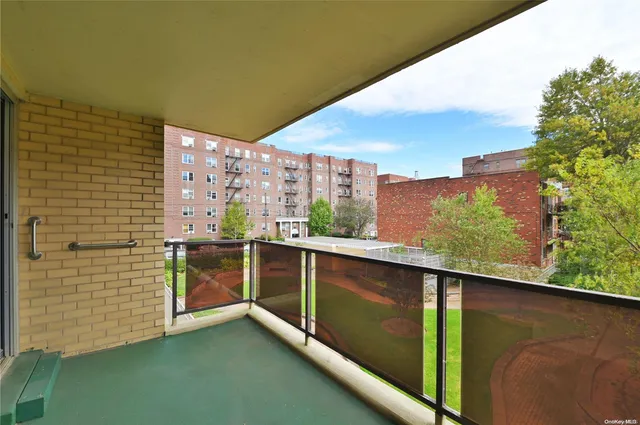 $749,000 | 110-11 Queens Boulevard, Unit 2H | Forest Hills