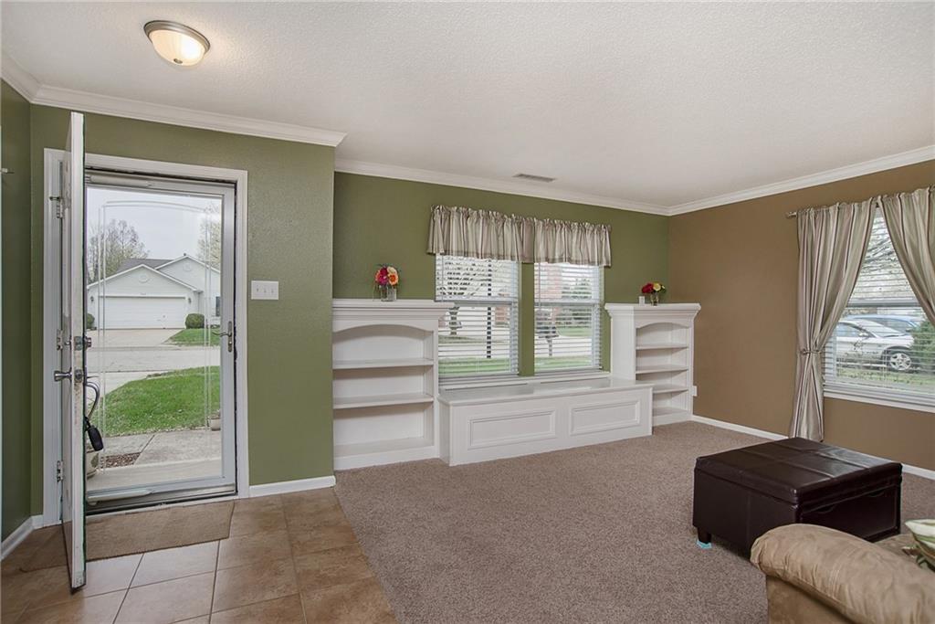 7623 Hollow Reed Court Noblesville, IN 46062 - Photo 2 of 21