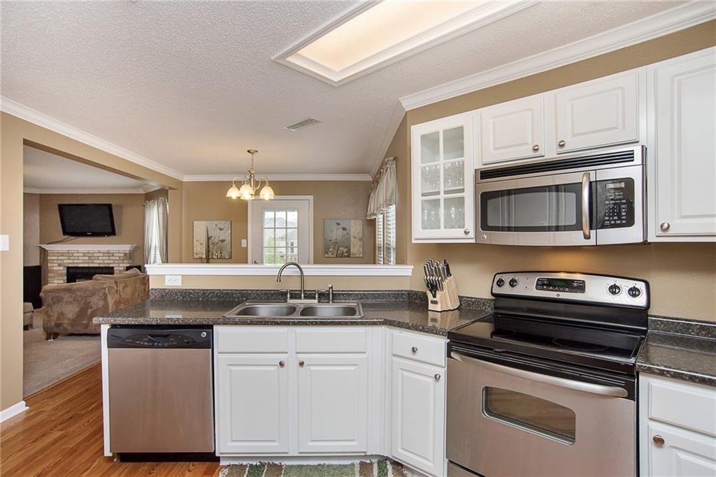 7623 Hollow Reed Court Noblesville, IN 46062 - Photo 6 of 21