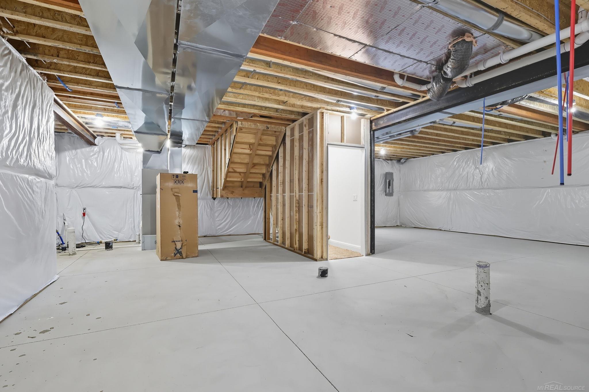2270 Walton Blvd. Rochester, MI 48309 - Photo 28 of 40 50142271-4e5b0cdb-3ba4-4d97-8cb4-ec97c61a19bd.JPG