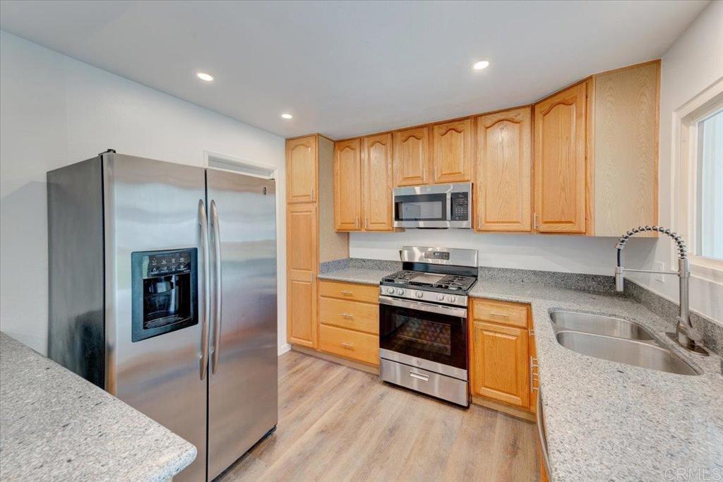 1803 Debra Lane Vista, CA 92084 - Photo 14 of 58