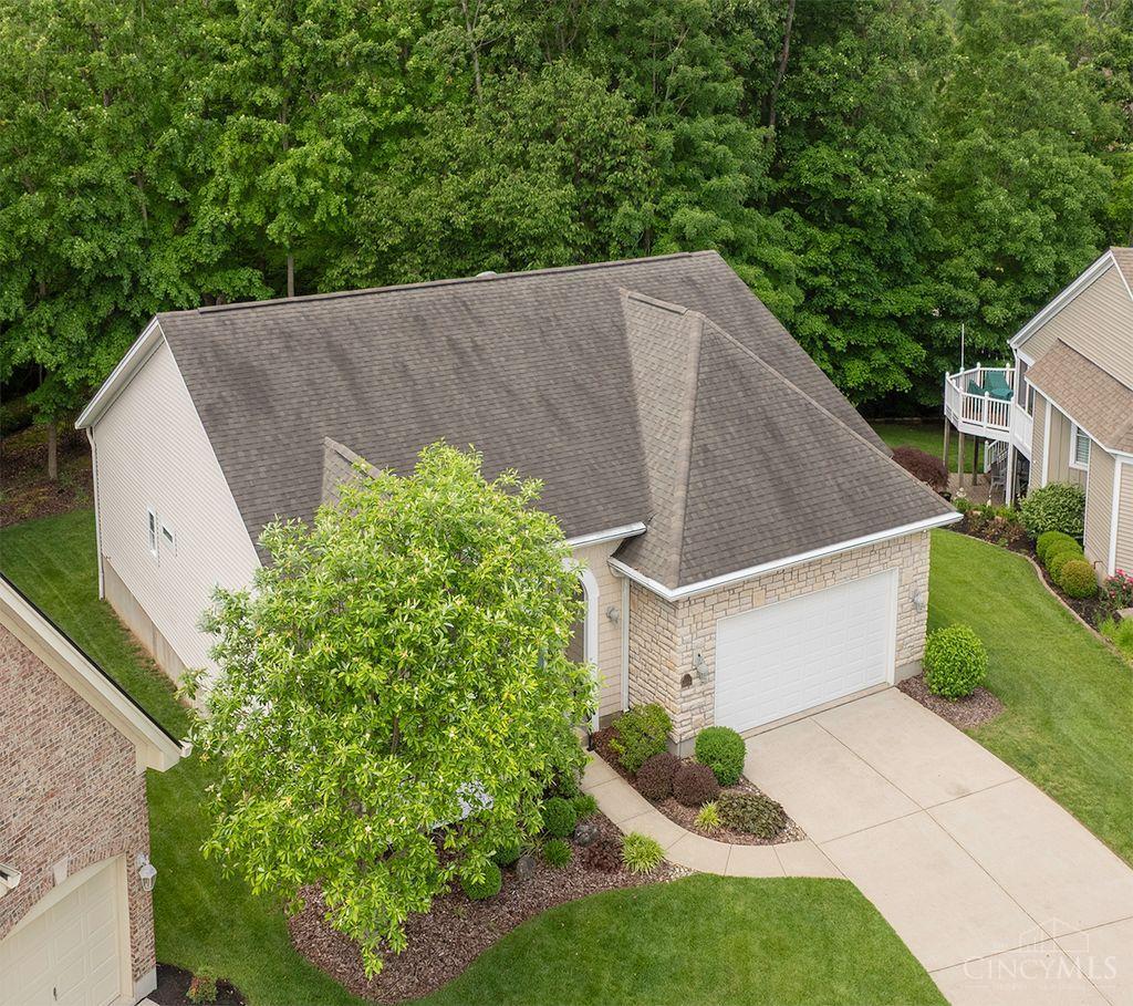 6879 Prairie View Drive Maineville, OH 45039 - Photo 2 of 43