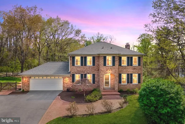$1,400,000 | 3137 Hunt Road, Oakton, VA 22124