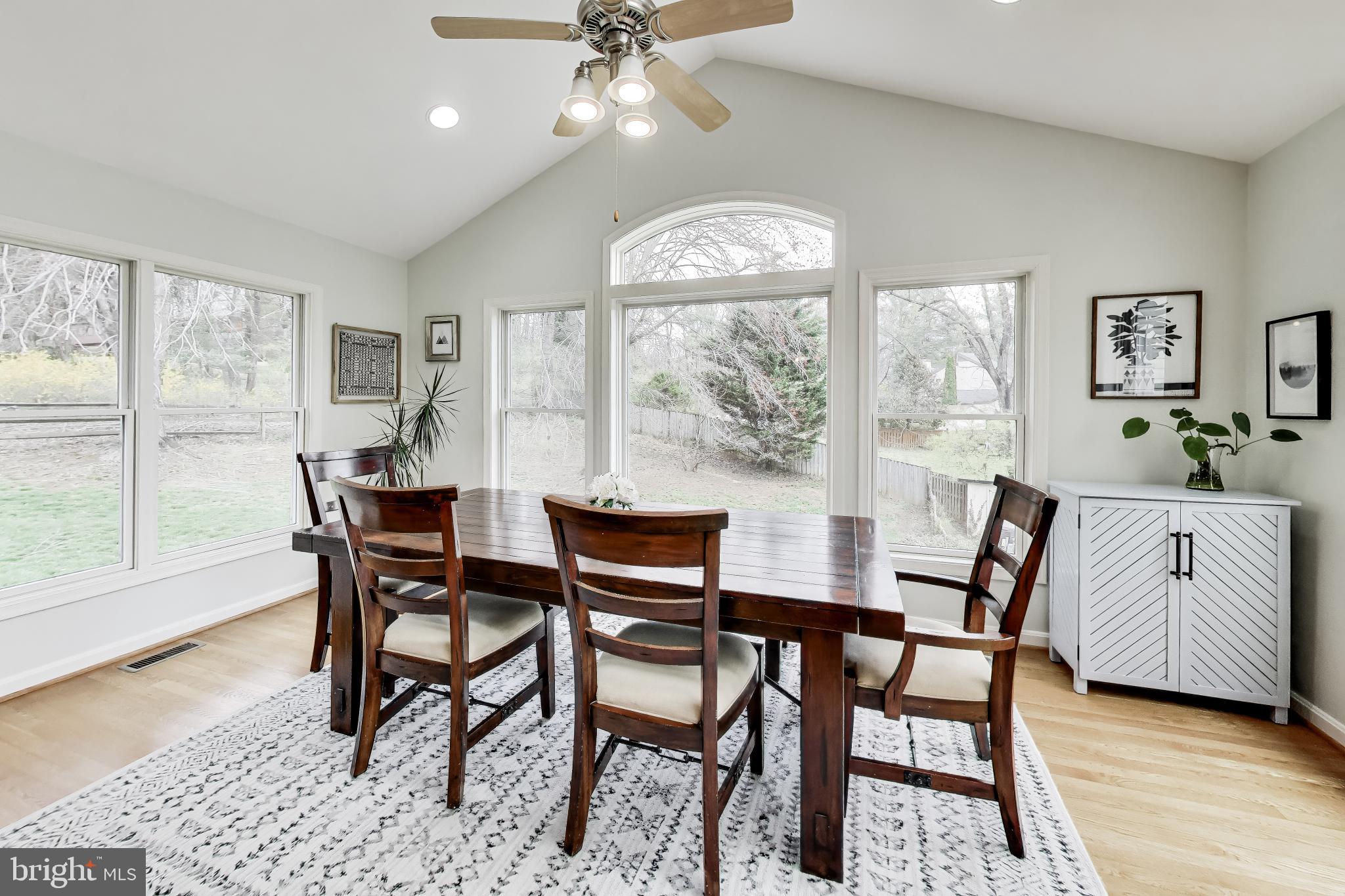 3137 Hunt Road Oakton, VA 22124 - Photo 20 of 93 Sun-Drenched Breakfast Room