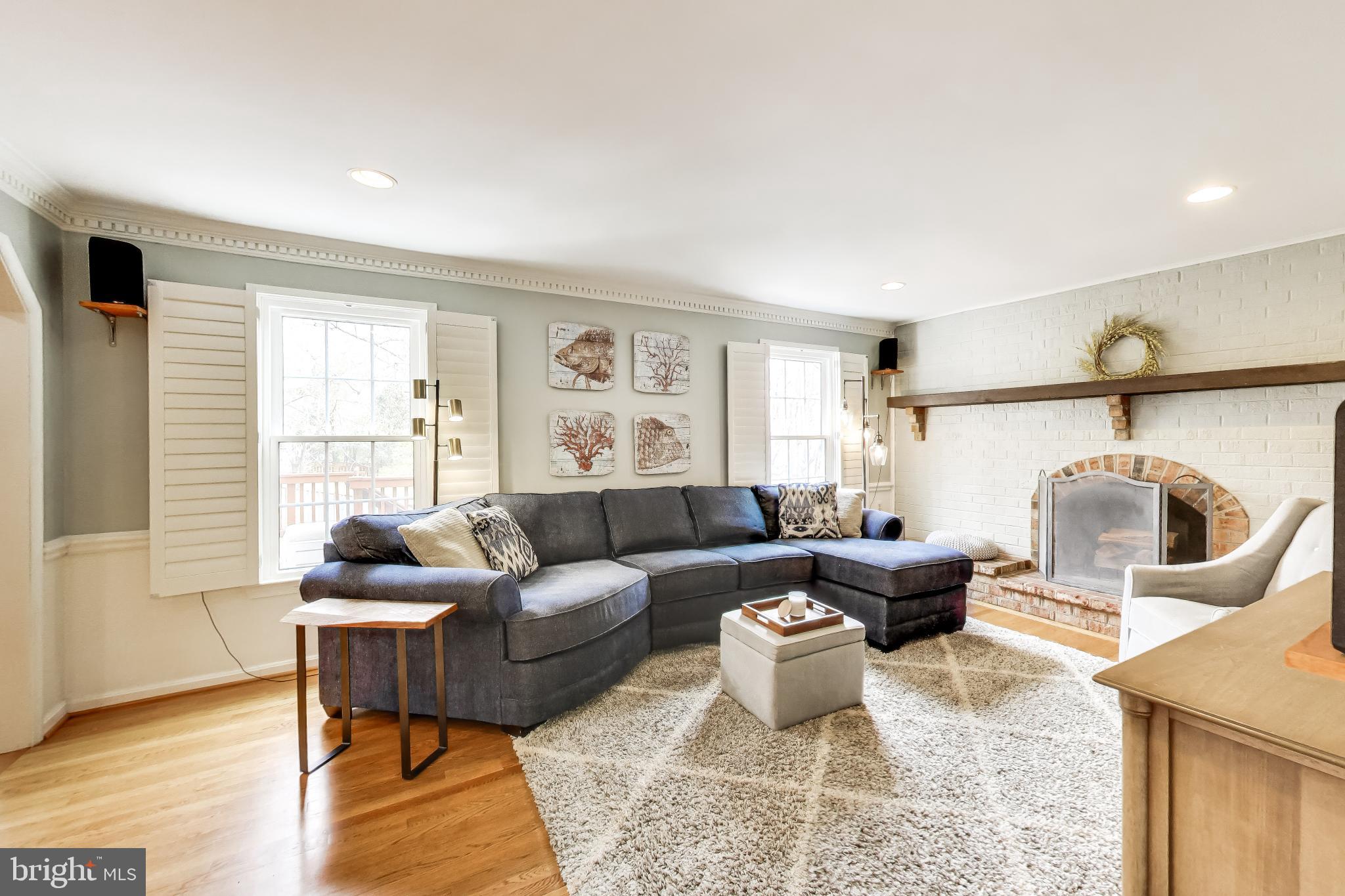 3137 Hunt Road Oakton, VA 22124 - Photo 25 of 93 Family Room with Plantation Shutters