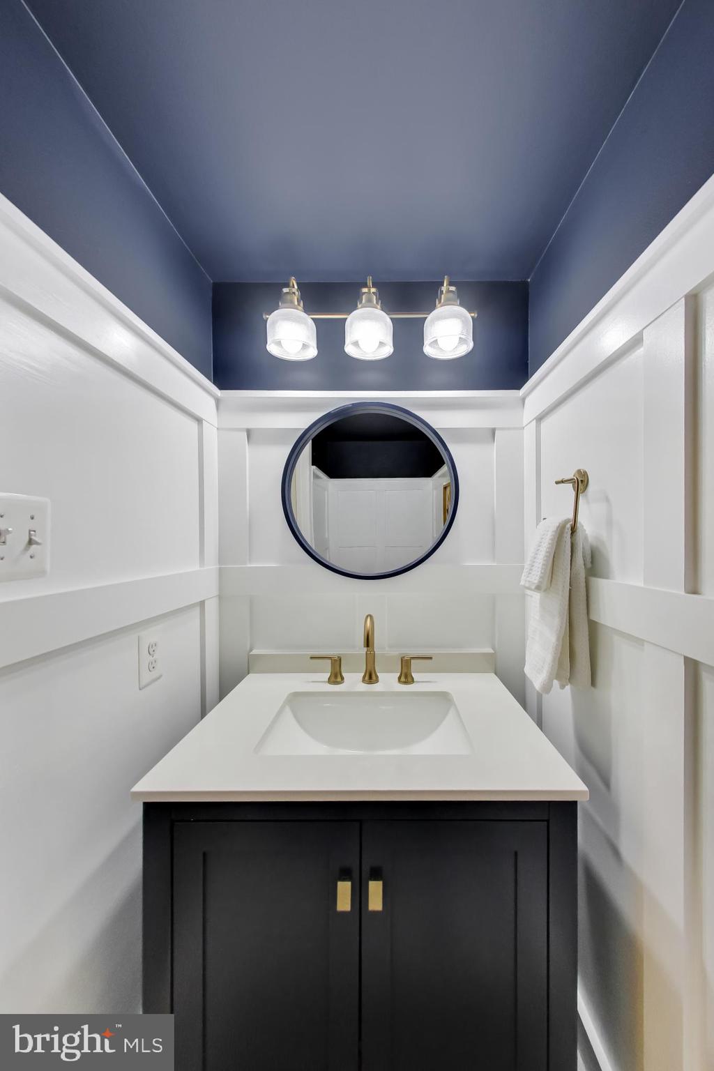 3137 Hunt Road Oakton, VA 22124 - Photo 27 of 93 Main Level Modernized Powder Room