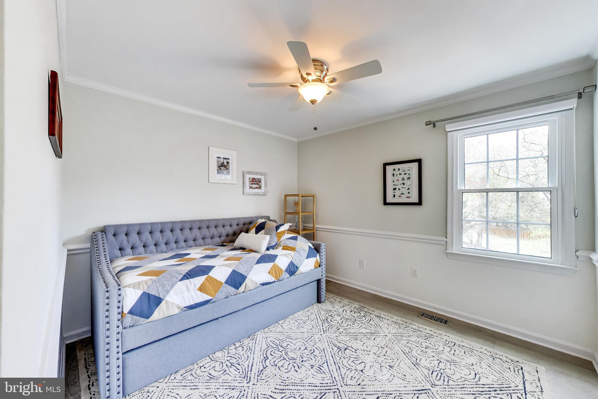 3137 Hunt Road Oakton, VA 22124 - Photo 38 of 93 Bedroom #2 with Chair Rail and Crown Molding