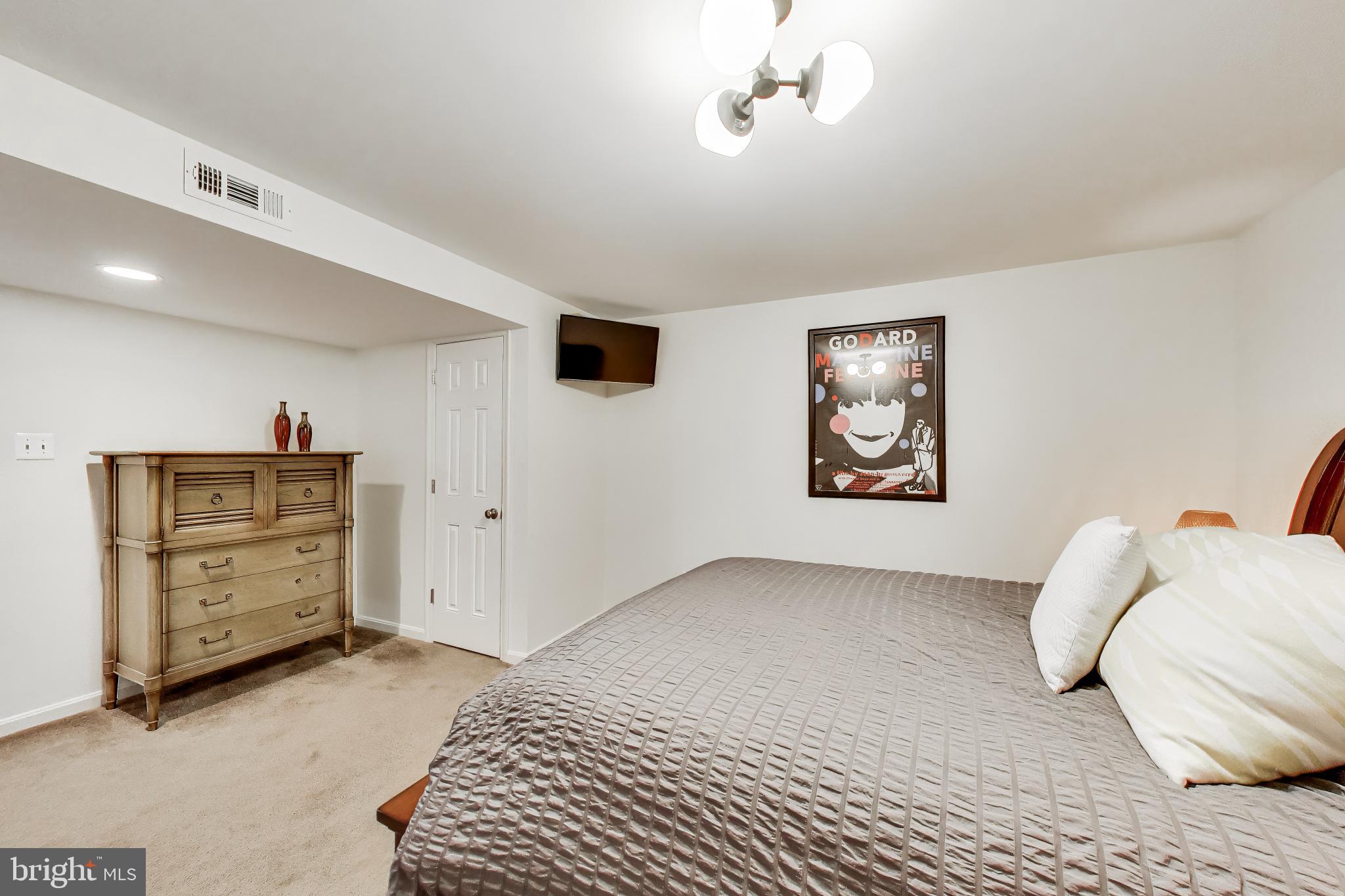 3137 Hunt Road Oakton, VA 22124 - Photo 55 of 93 Lower Level Den