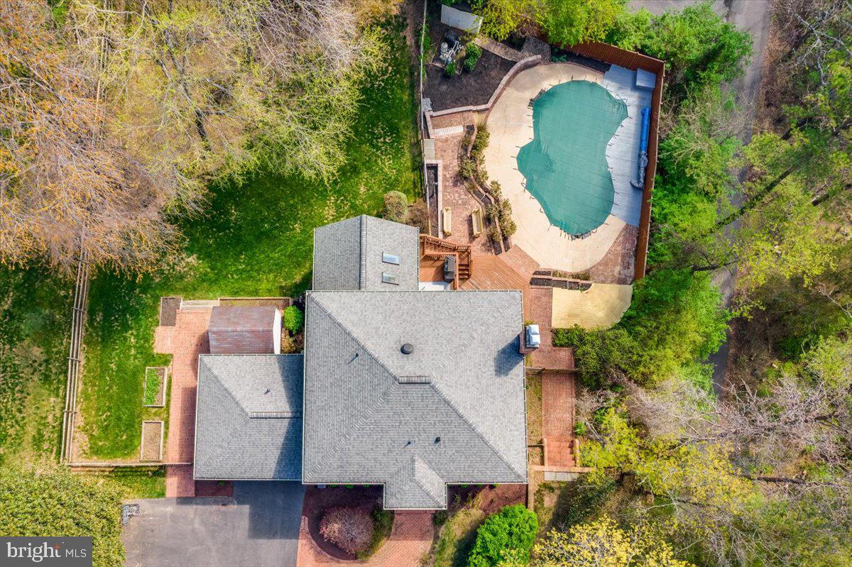 3137 Hunt Road Oakton, VA 22124 - Photo 87 of 93 Aerial View of Home/Pool