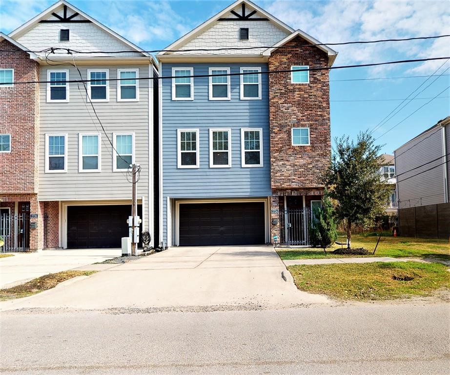 2724 Rutland Street Houston, TX 77008 - Photo 3 of 29 a view of a building with a garden